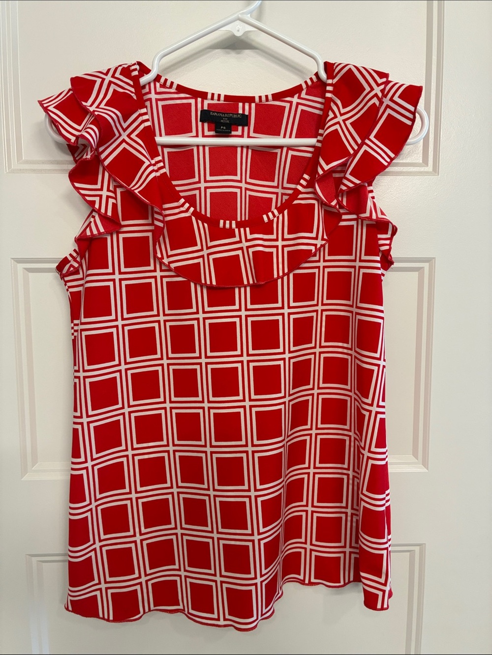 Banana Republic Red & White Square-Print Ruffle-Sleeve Blouse